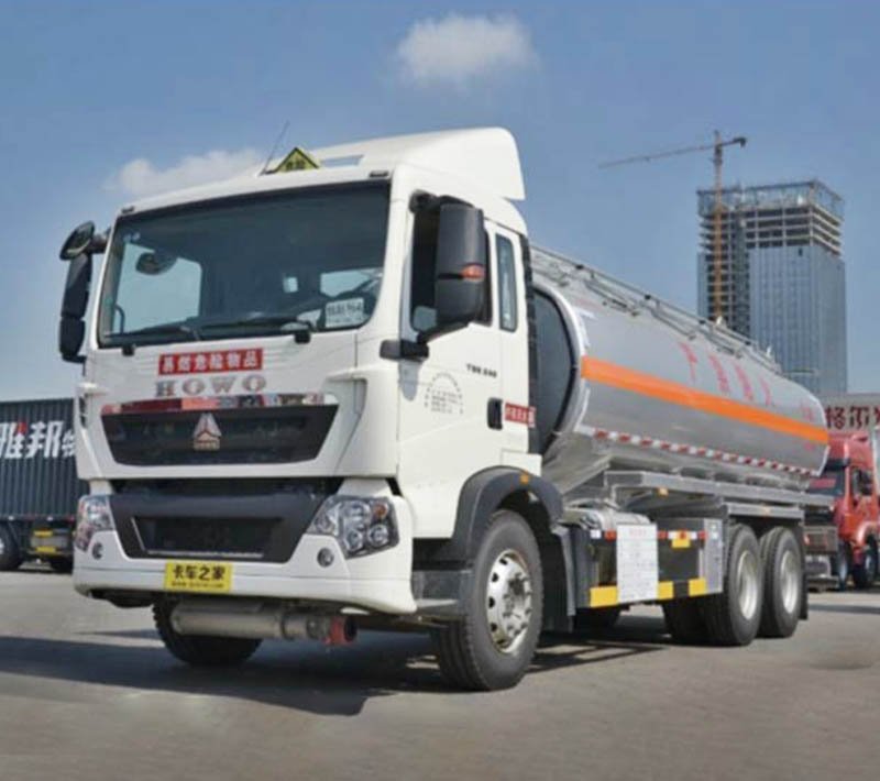 15-25 CBM 6X4 Fuel Tanker