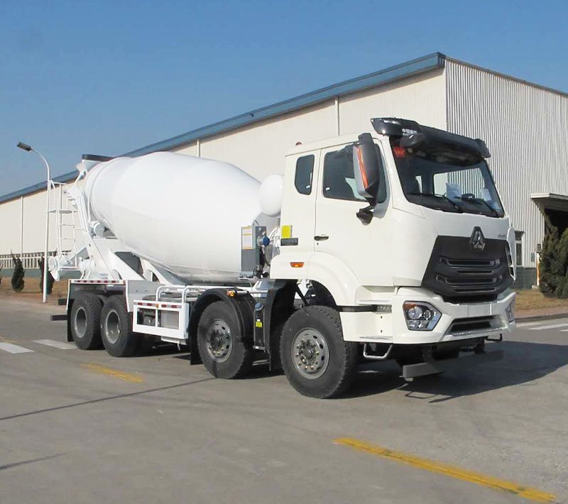 HOHAN 8X4 CEMENT MIXER TRUCK